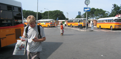 Jocke vart går bussen!!